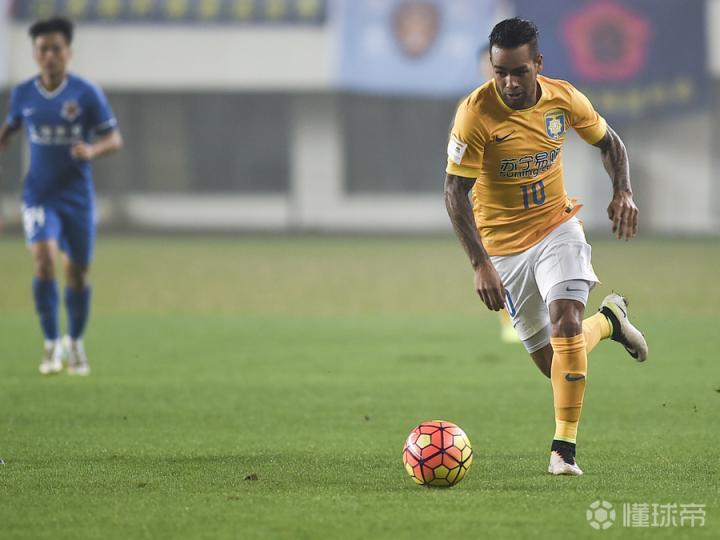 米兰体育-足球荣光之冕38